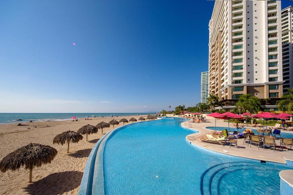 910-3000 Grand Venetian P.V. Appartement Puerto Vallarta Buitenkant foto